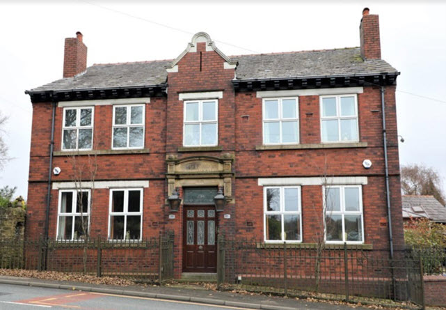 Ivy Mount, detached house
